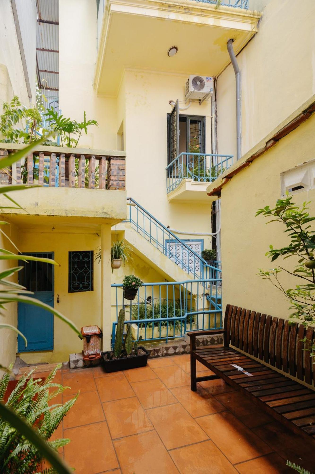 Homestay And Eggcoffee Central Hanoi Old Quarter Exterior foto
